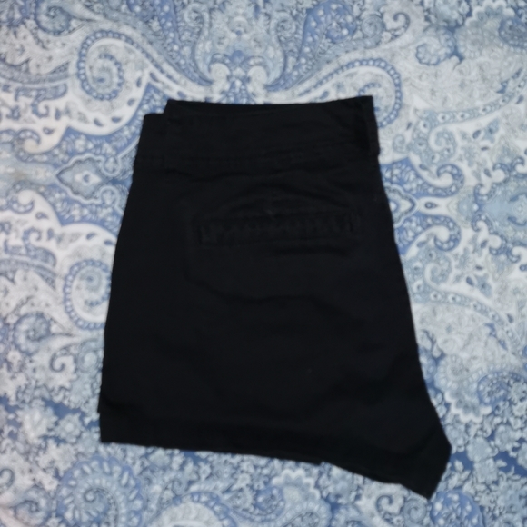 ARIZONA JEAN CO. Black Denim Shorty shorts size 11 fit small - Picture 2 of 4